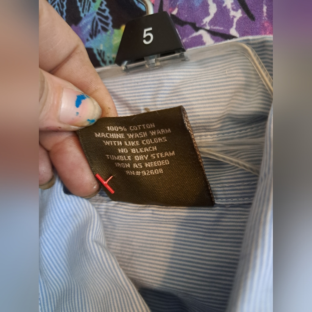 Cute Woman's basic shirt - Picture 5 of 5